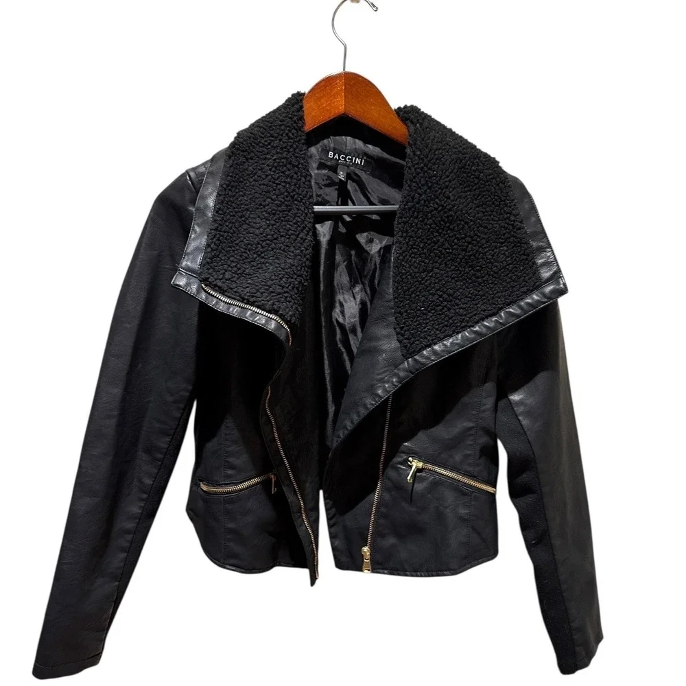 Baccini Black Faux Leather Moto Jacket Cropped Sherpa Collar Asym‎ Zip Womens S